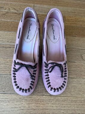 Cute Santorum Mocs Pink Suede Bow Moccasins
